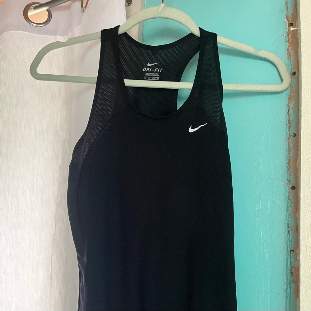 Nike dry fit tank